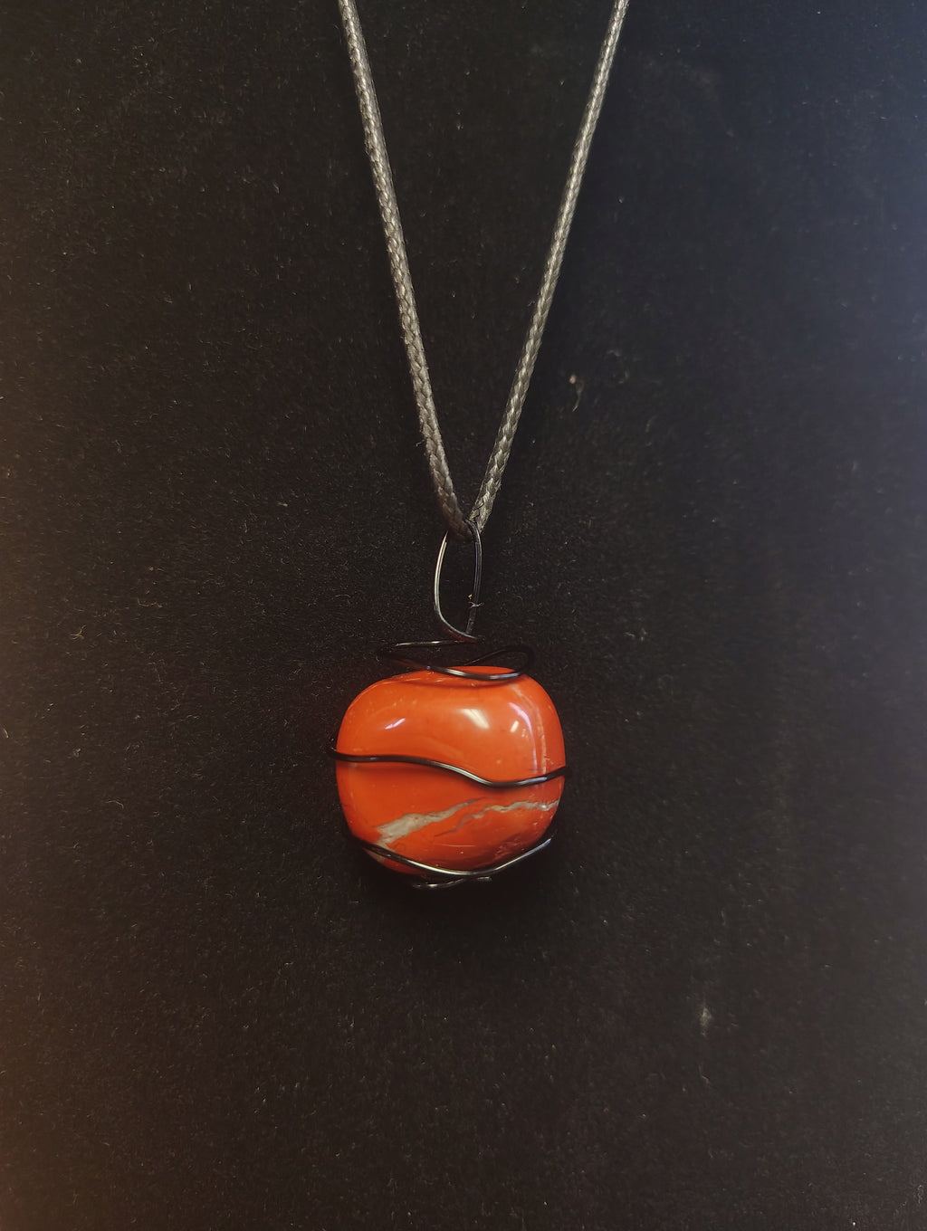 VW Wire wrapped crystal necklace